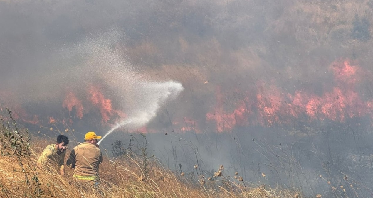 canakkalede yangin havadan ve karadan mudahale ediliyor NGAETjtu