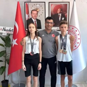 gedizli genc sporcular atletizmde zirveye cikti KUjwJxqJ