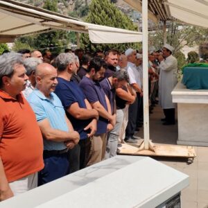 hataydaki kaza kurbanlarina veda 7sEDrizr