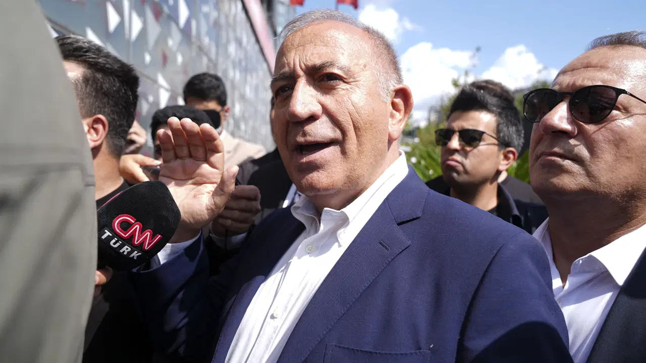 istesem 30 bin kisiyle gelirdim diyen kayyum gursel tekine chpden yanit kuru siki tabanca gibi surekli atmak g7y65L9b