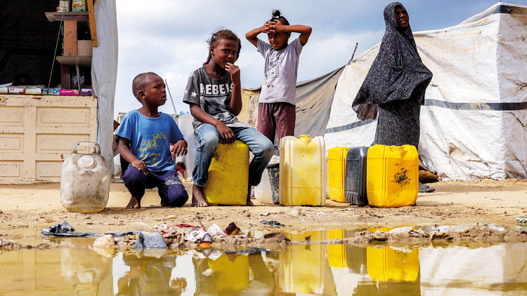 gazzede savasin ikinci yildonumu 20 binden fazla cocuk olduruldu B1FDdthK