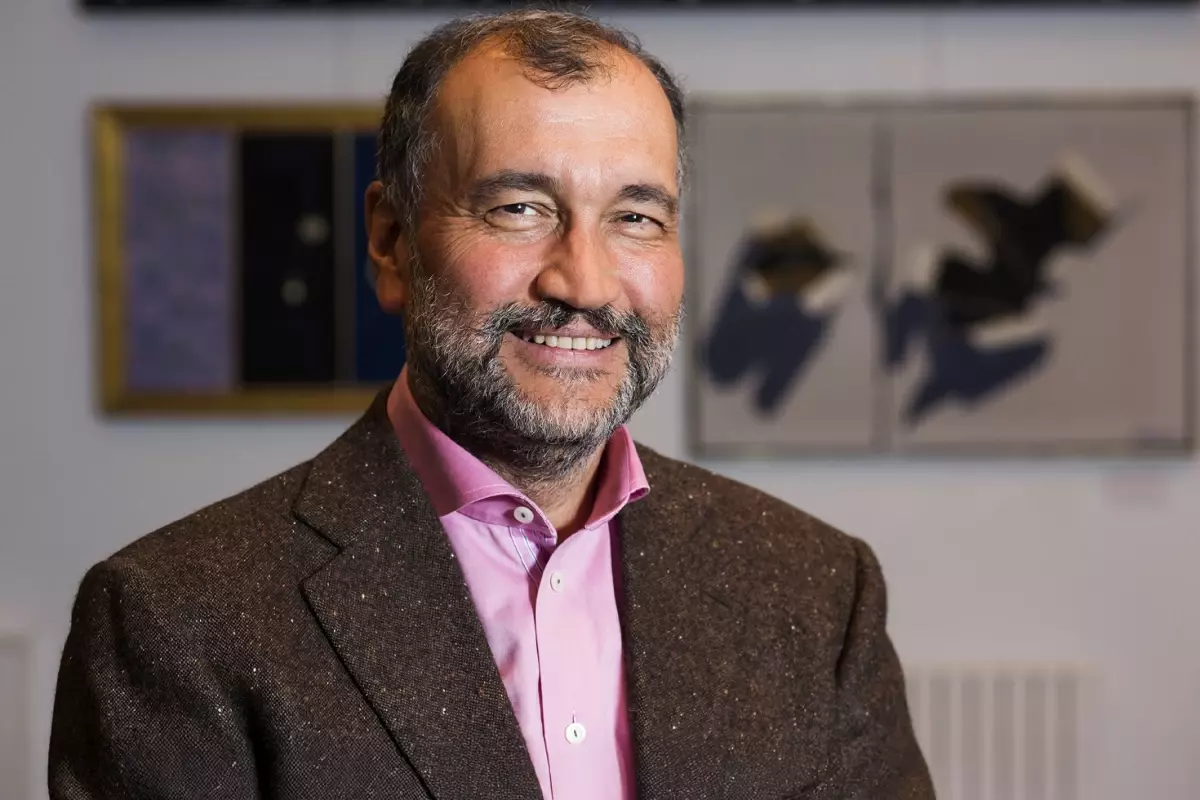 murat ulkerden londra iddiasina yanit anamin evinde oturuyorum baska yerde de evim de yok e9jIrx41.jpg